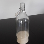 Schritt 3: Flasche mit Sand füllen